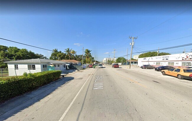 Foto del edificio - 140 NW 71st St