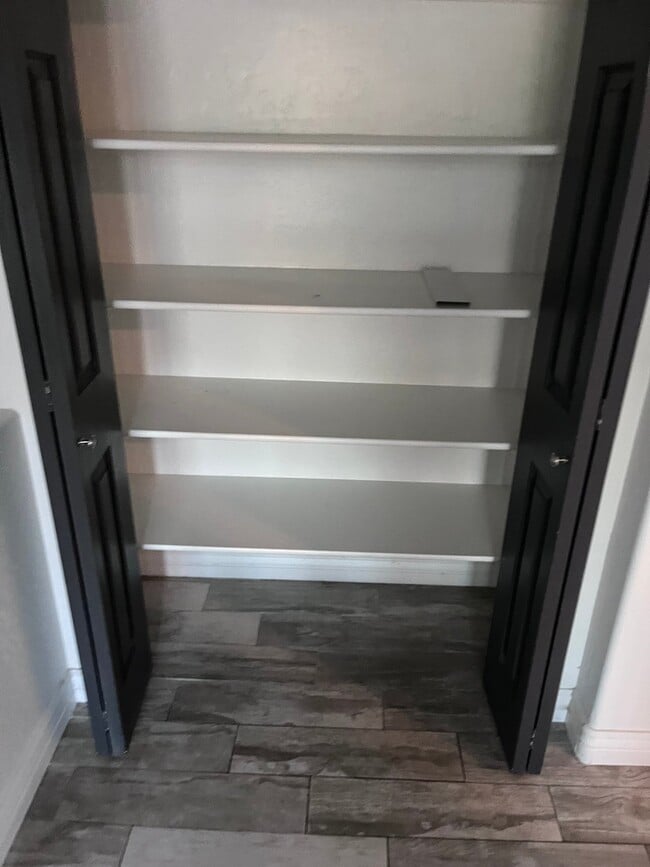 Photo - 221 E Arabian Dr House