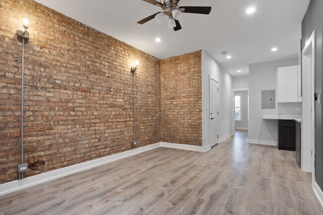Foto del edificio - 6956 N Wolcott Ave