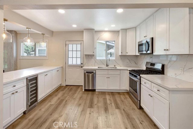 Foto del edificio - 1298 Watson Ave