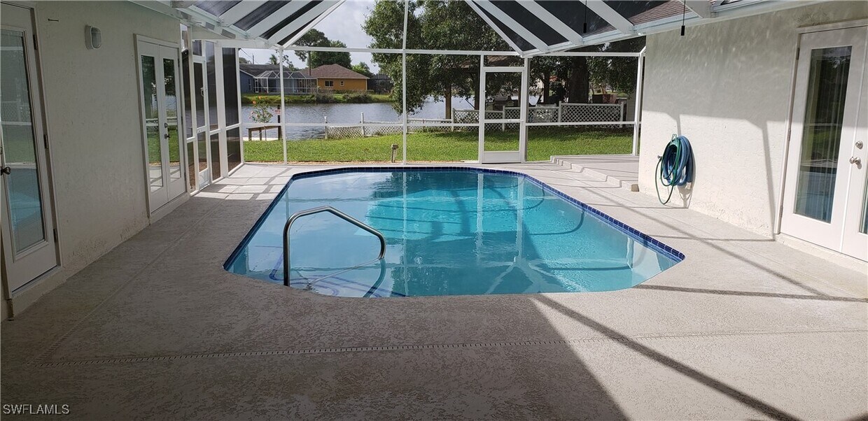 Foto principal - 17209 Lee Rd