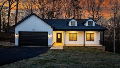 Building Photo - 115 Brentwood Dr
