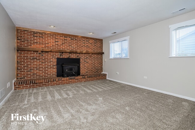 Building Photo - 1056 Merle Ct