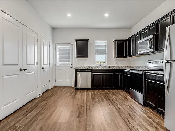 Foto del edificio - 131 Peony Ln.