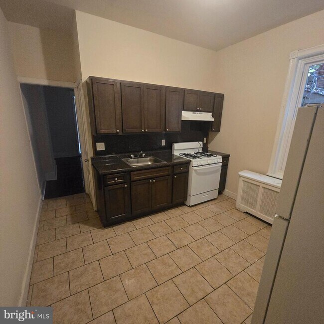 Foto del edificio - 4430 N 19th St