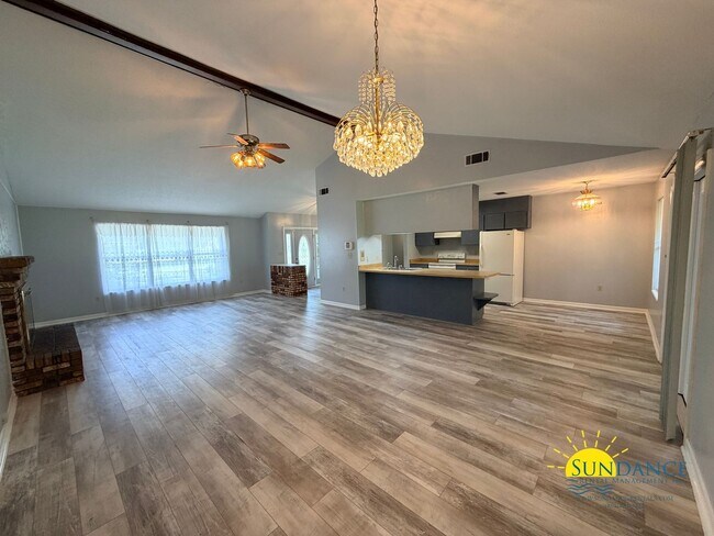 Building Photo - Comfortable 3BR Home in Fort Walton Beach Near Hurlburt Field & Eglin AFB!
