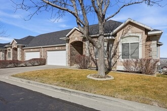 Building Photo - 349 Brayden Way