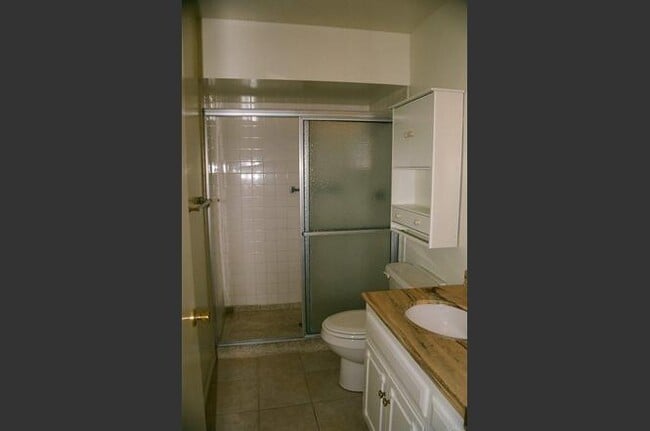 Building Photo - 4800 Williamsburg Ln