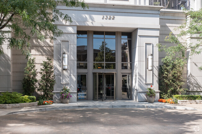 Entrance - Museum Park Tower 1