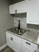 Building Photo - 3623 Parrish Ave