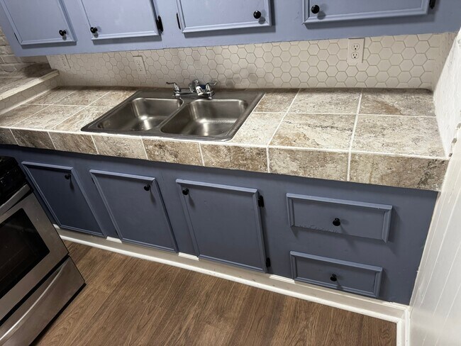 Foto del edificio - 5526 Stonewall St