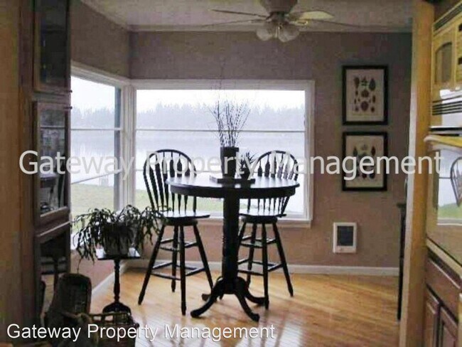 Building Photo - 1 br, 1 bath House - 250 E Island Lake Drive
