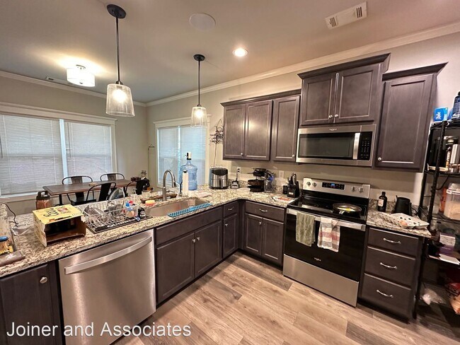 Building Photo - 4 br, 4 bath House - 165 Kentucky Circle