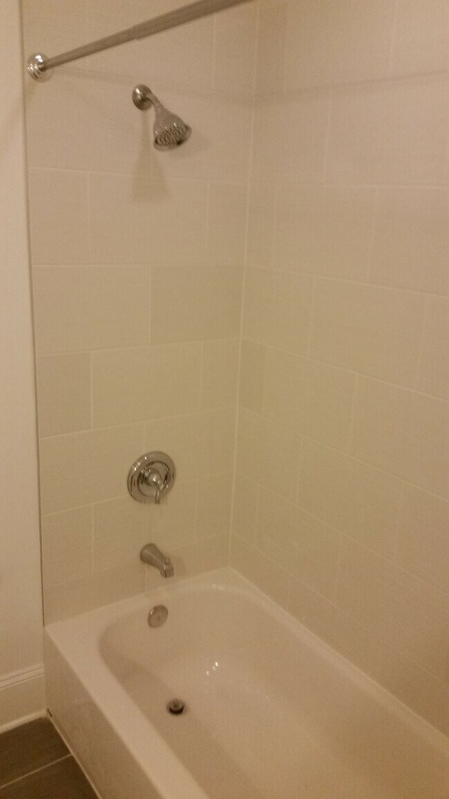 Foto del edificio - 1735 Kilbourne Pl NW