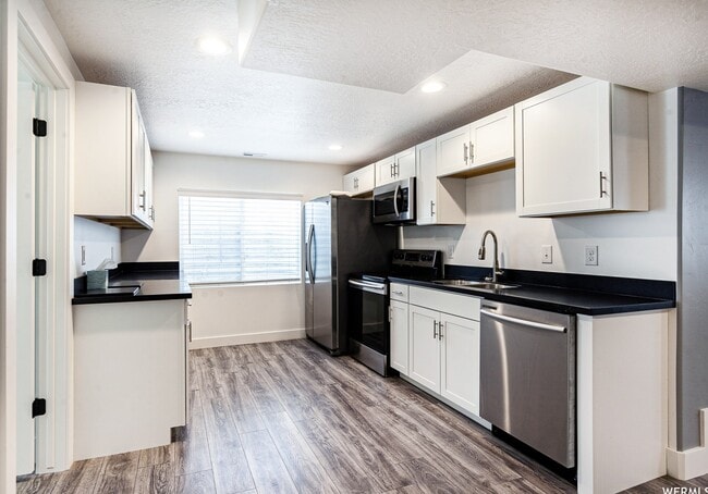 Photo - 6720 W 3210 S House