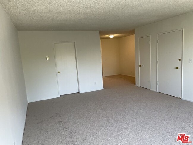 Building Photo - 9204 Whitworth Dr