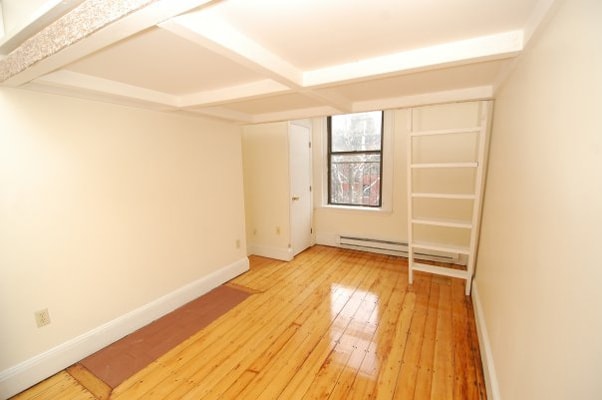 Beacon Loft - Back Bay/Fenway Apartments