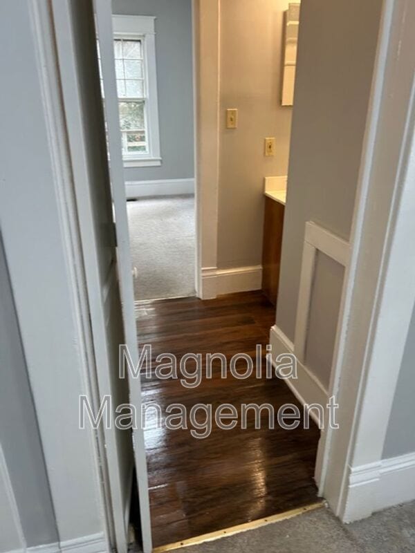 Foto del edificio - 107 W Jennette Ave