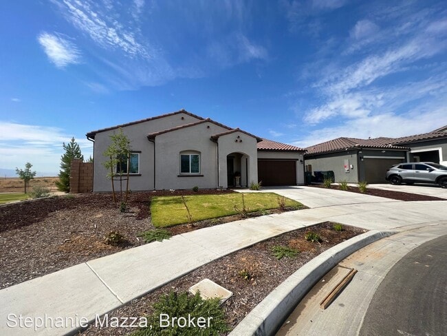 Building Photo - 4 br, 2 bath House - 10821 Asuncion Place ...