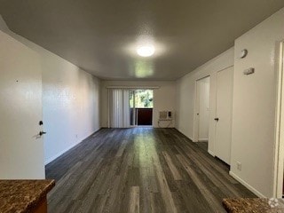 Building Photo - 4688 Huntington Dr S