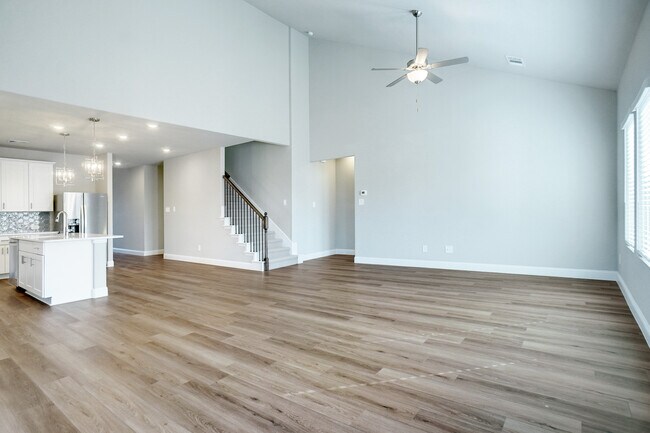 Building Photo - 5812 Marvel Dr