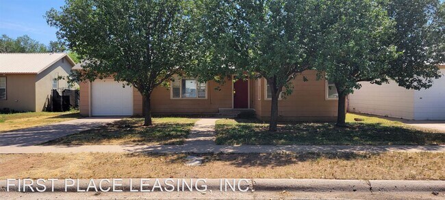 Building Photo - 2 br, 2 bath House - 2501 Axtell St.