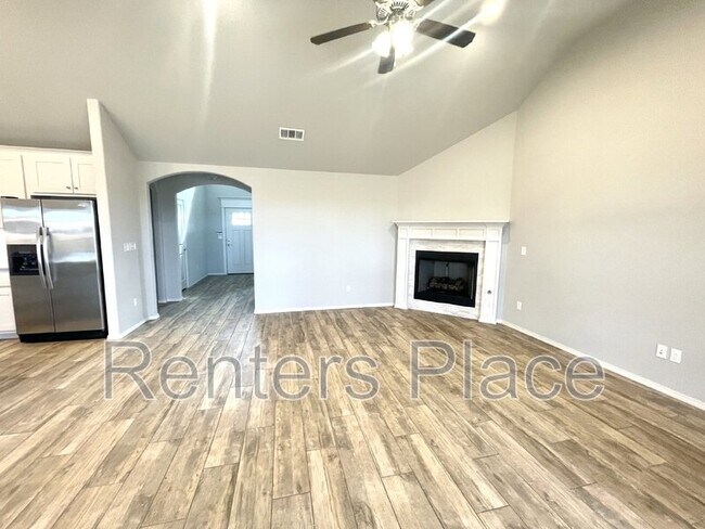 Building Photo - 1402 E New Orleans Pl
