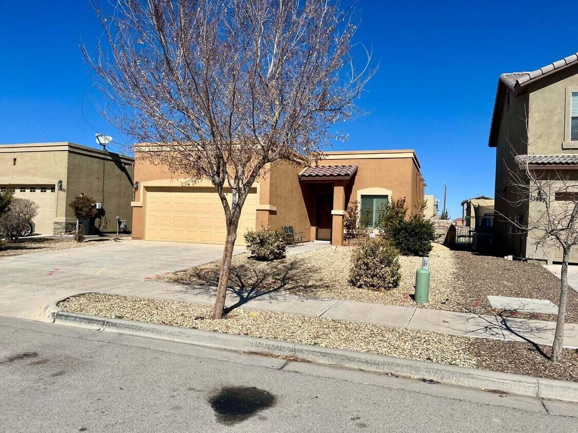 13443 Lawkland St, Horizon City, TX 79928 House Rental in Horizon