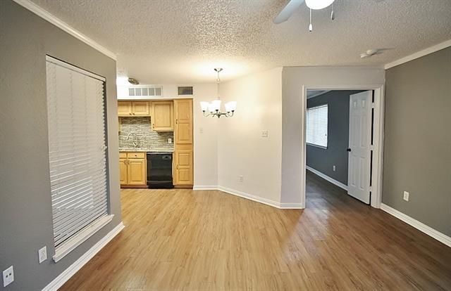 Foto del edificio - 1712 Baird Farm Cir