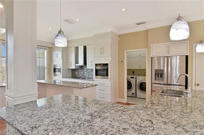 Foto del edificio - 805 SW 4th Pl