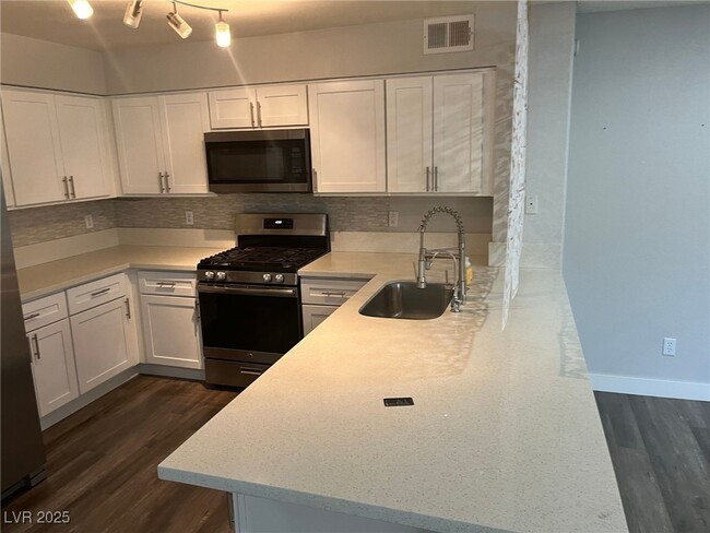 Building Photo - 7905 Idledale Ct