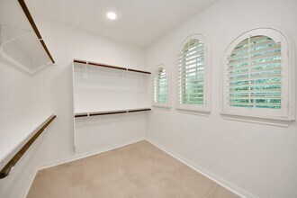 Building Photo - 23514 Bellina Dr Building Photo - 23514 Bellina Dr