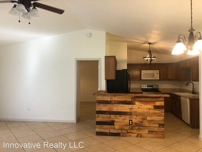 Foto del edificio - 3 br, 2 bath House - 2777 Brierdale Dr.