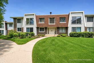 Building Photo - 2711 Hobson Rd