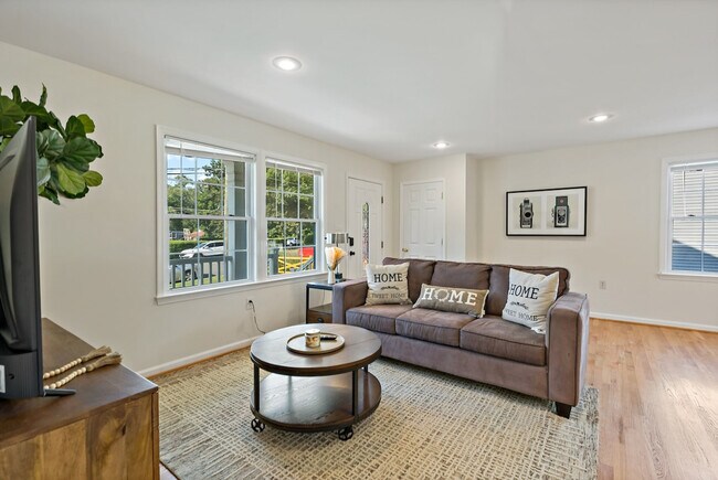 Foto del edificio - 6505 Columbia Pike