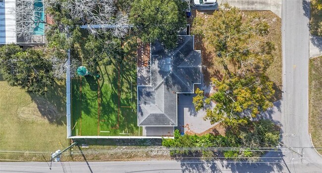 Foto del edificio - 2302 S Thixton Ct