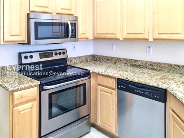 Foto del edificio - 7002 Potomac Cir