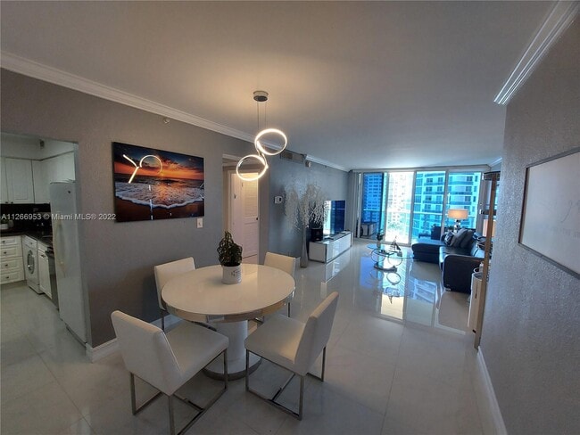 Building Photo - 2501 S Ocean Dr