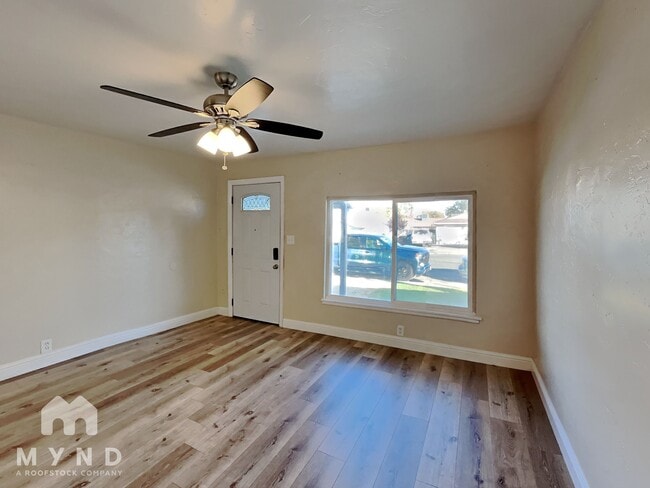 Building Photo - 1852 Grand Ave