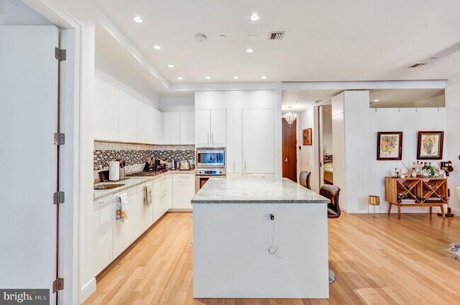 Foto del edificio - 1177 22nd St NW