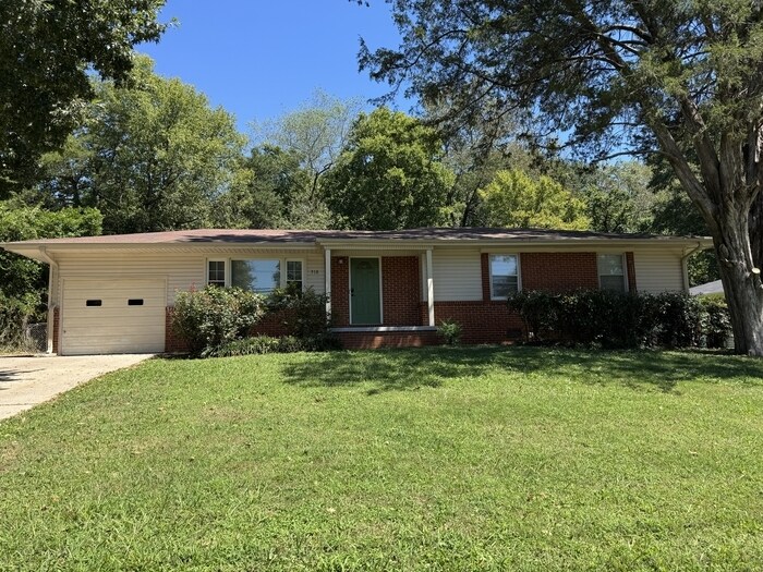 Foto principal - 918 Woodall Ln NW