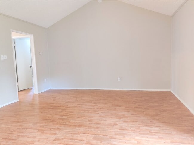 Building Photo - 1914 Seakale Ln