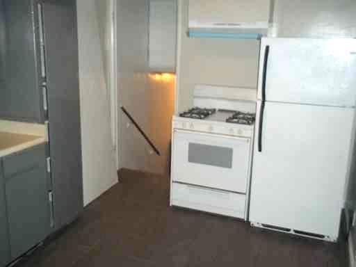  - 5670-5678 Telegraph Ave