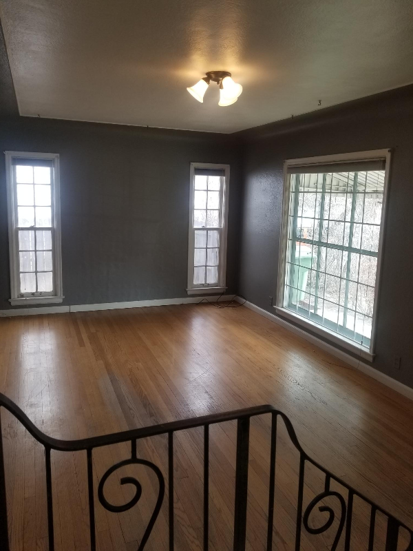 Foto del edificio - 715 Alderson Ave