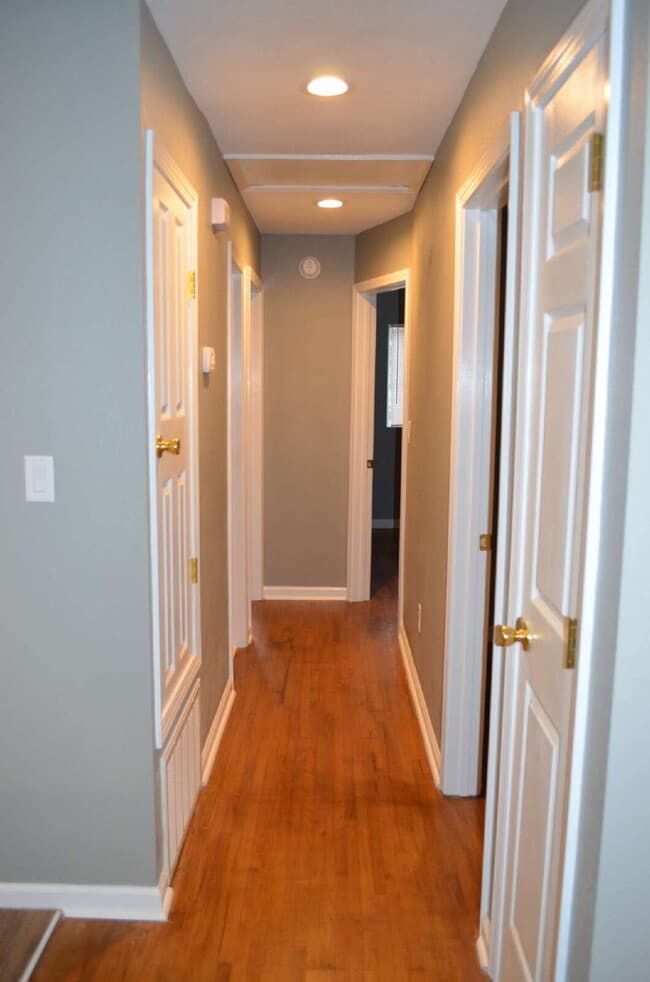 Building Photo - Beautiful corner lot home!