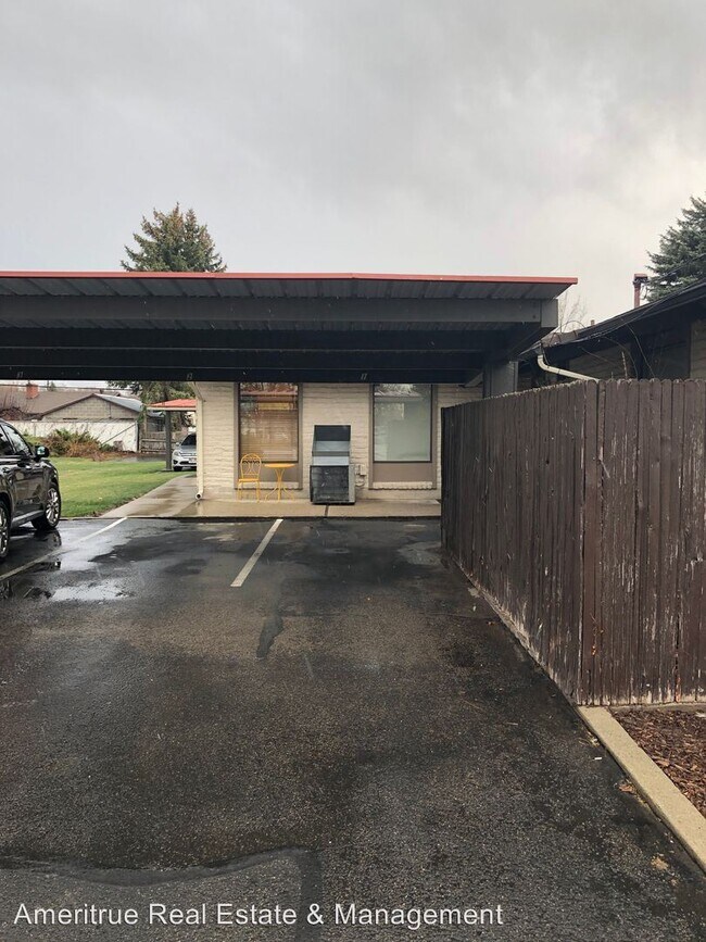 Foto del edificio - 113 S 500 W