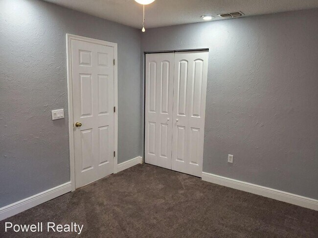 Building Photo - 3 br, 2 bath House - 1211 62nd Ave East