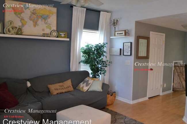 Foto del edificio - Beautiful 3-Bedroom Home in Daisyfield – Your Next Home Awaits