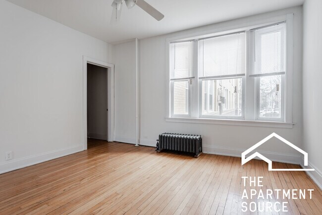 Foto del edificio - 4348 N Winchester Ave