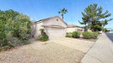 Building Photo - 3237 E Maldonado Dr